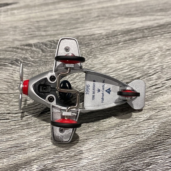 Hallmark | Kiddie Car Classics: Murray Airplane (1996) - Keepsake Ornament - Picture 14 of 14